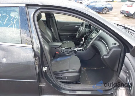 2015 Chevrolet Malibu 1Lt z USA, uszkodzony, nr VIN 1G11C5SL6FF145980